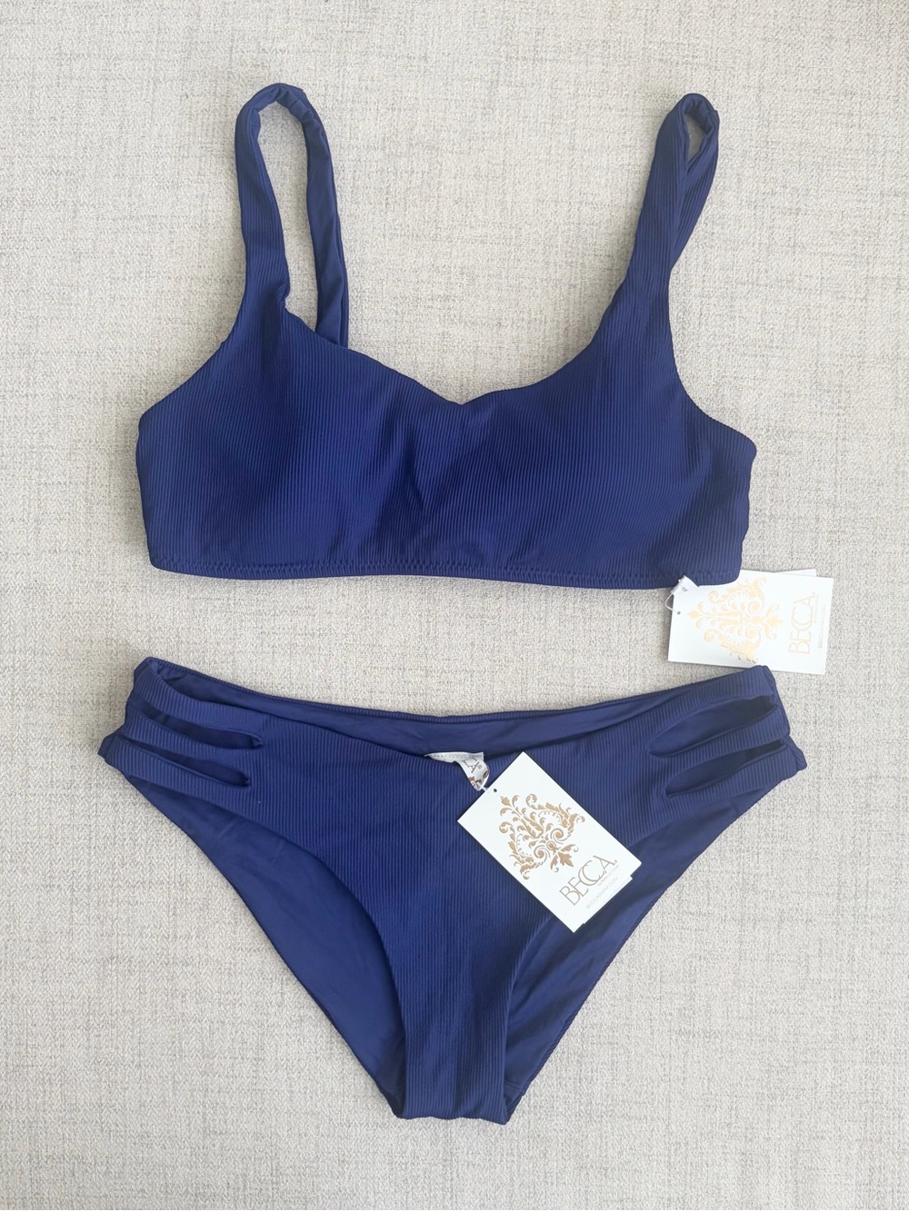NWT BECCA Women’s Two Piece Swimsuit Size L